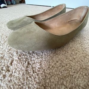 Old Navy Olive Green Flats 10